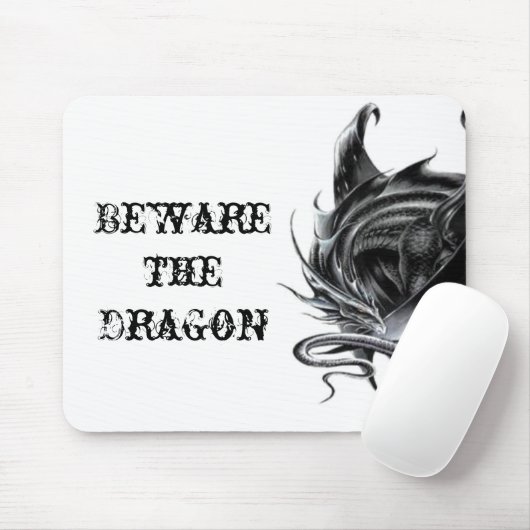 Let op de Dragon Mousepad Muismat (Met muis)
