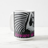 Let op de hoge mok van Divas (Voorkant links)