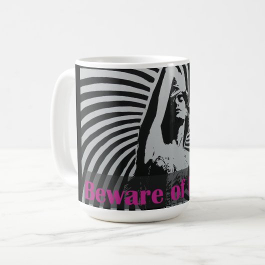 Let op de hoge mok van Divas (Voorkant links)