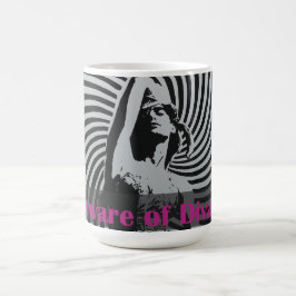 Let op de hoge mok van Divas