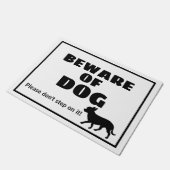 Let op de hond - ga er niet mee door deurmat (Schuin)