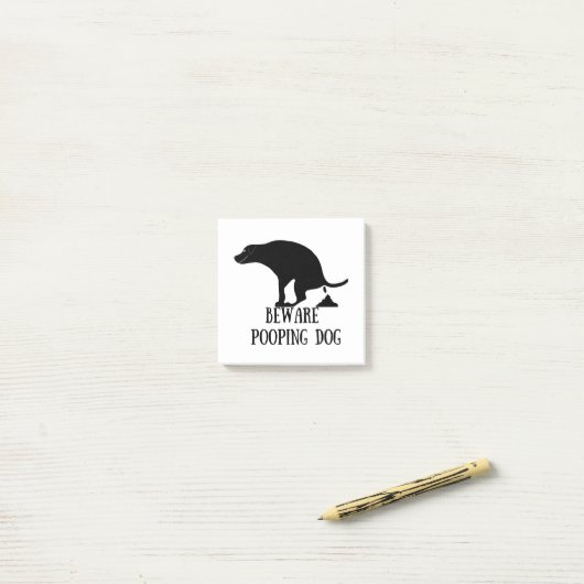 Let op het pooping Dog Post-it® Notes (Op bureau)