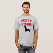 Let op mijn kleine weiner t-shirt (Voorkant volledig)