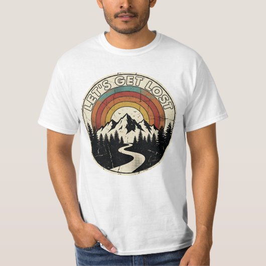 Let’s Get Lost Retro Mountain Adventure Outdoor T-shirt (Voorkant)