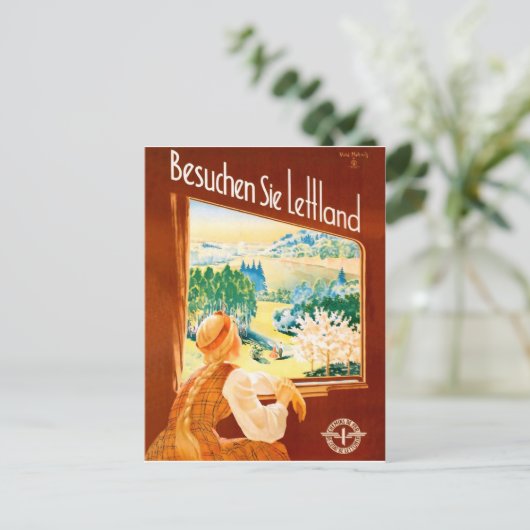 Letland, meisje in de trein die door het raam kijk briefkaart (Staand voorkant)