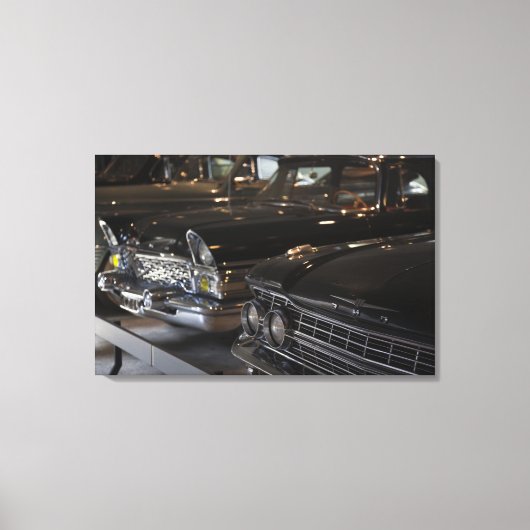Letland, Riga, Riga Motor Museum, auto's van de Canvas Afdruk (Voorkant)