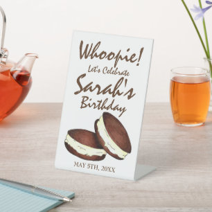 Let's Celebrate! Whoopie Pies Birthday Party Reclamebord Met Voetstuk