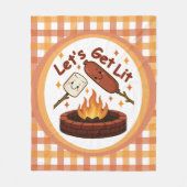 Let's Get Lit Firepit - Schattigee Marshmallow & H Fleece Deken (Voorkant)
