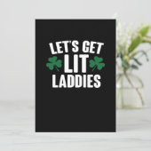 Let's Get Lit Laddies Essential Feestdagenkaart (Staand voorkant)