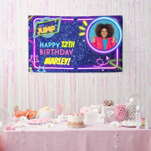 Let's Jump Party Bounce Neon Trampoline Park  Spandoek (Feest)