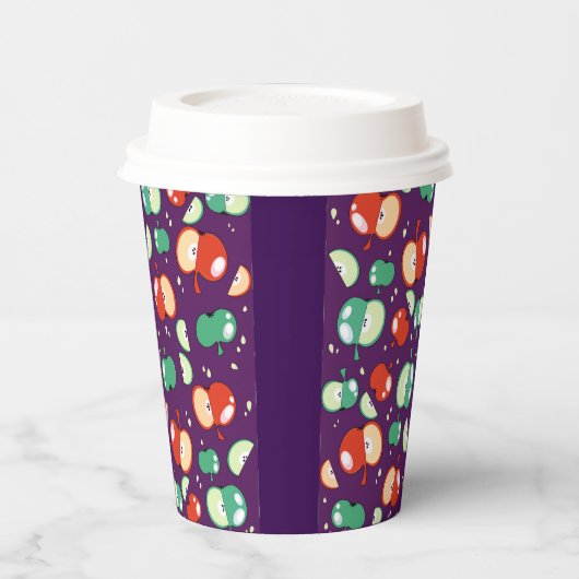 Let's Party Started - Pop Apple op Paarse Papieren Bekers (Links)