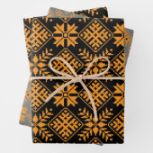 Lets zwart, oranje, grijs folkkunst inpakpapier vel (In situ)