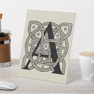 Letter A Vintage Celtic Knot Monogram Reclamebord Met Voetstuk