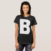 Letter B groot en vet wit T-shirt (Voorkant volledig)