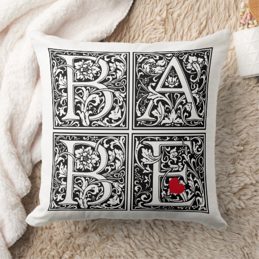  letter "BABE" met klein rood hart Kussen (Deken)