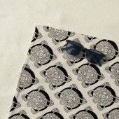 Letter C Celtic Knot Monogram Strandlaken (In situ)