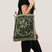 Letter C First Letter Monogram Gepersonaliseerd Tote Bag (Dichtbij)