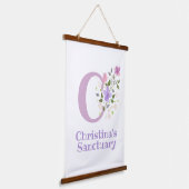 Letter C plus voornaam met een Floral Design Hangend Wandkleed (Gebogen)