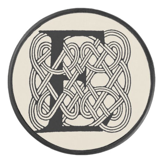 Letter E Keltische knoop Monogram Hockey Puck (Voorkant)