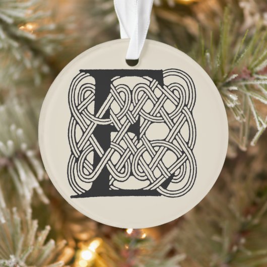 Letter E Keltische knoop  Monogram Ornament (Boom)