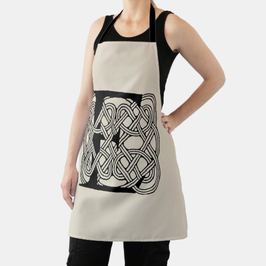 Letter E Keltische knoop  Monogram Schort (Insitu)