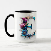 Letter E Koffie Mok – Bloemontwerp voor Gifting (Links)