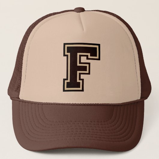 Letter "F" Monogrammed Trucker Pet (Voorkant)