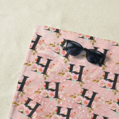 Letter H Strandlaken (In situ)