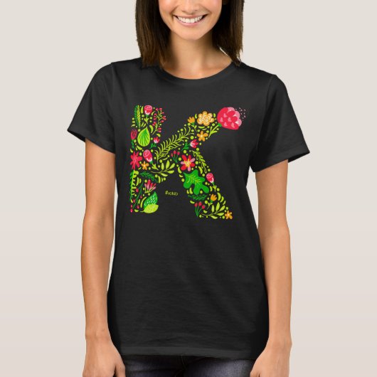 Letter K in Flowers T-Shirt (Voorkant)