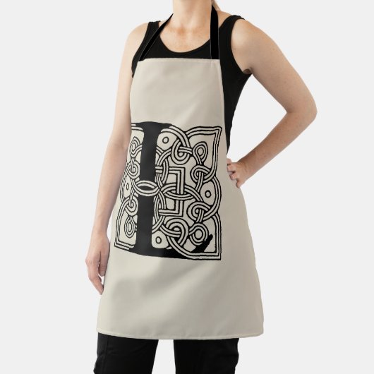 Letter L  Celtic Knot Monogram Schort (Insitu)