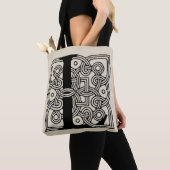 Letter L Celtic Knot Monogram Tote Bag (Dichtbij)
