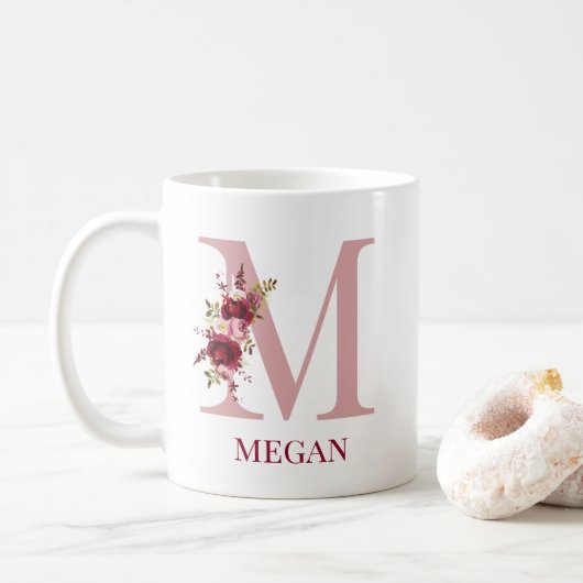 Letter M Bourgogne Blush Floral Koffiemok (Met donut)