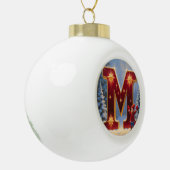 Letter M Christmas Mittens Personalized Initial Keramische Bal Ornament (Links)