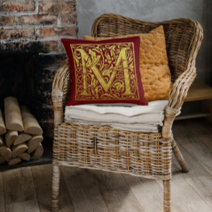 Letter M First Letter Faux Gold Red Kussen