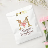 Letter M Gouden Monogram Roze Rozen Bedankzakje (Gezegeld)
