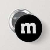 Letter M hoofdalfabet Ronde Button 5,7 Cm (Voorkant /achterkant)