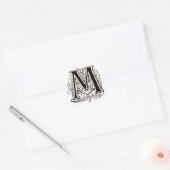 Letter "M" in bruin - Sticker (Envelop)