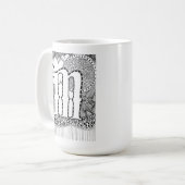 Letter M Mok, Art van Elizabeth Sampson Coffee Mok (Voorkant links)