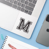Letter M sportief collegelettertype alfabet Sticker (Laptop met iPhone)
