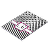 Letter N Black en Hot Pink Monogram Damask Notitieboek (Linkerzijde)