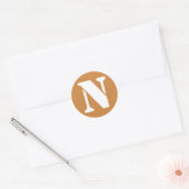 Letter N Peru Goud Stencil Alfabet van Janz Ronde Sticker (Envelop)