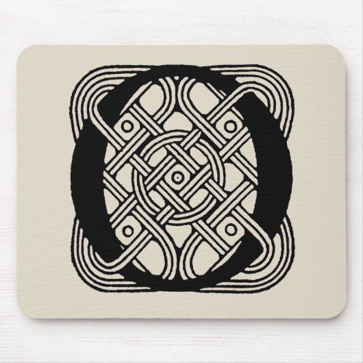 Letter O  Celtic Knot Monogram Muismat (Voorkant)