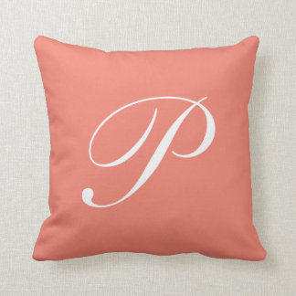 Letter P Coral Monogram Pillow Kussen