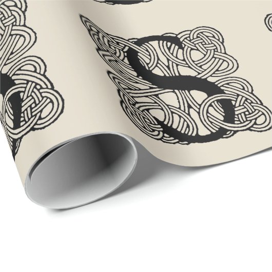 Letter S  Celtic Knot Monogram Cadeaupapier (Rol Hoek)