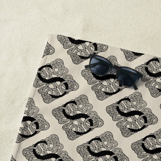 Letter S Celtic Knot Monogram Strandlaken (In situ)