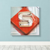 Letter S Neon Canvas Print (Insitu (Houten vloer))