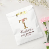 Letter T Gouden Monogram Roze Rozen Bedankzakje (Gezegeld)