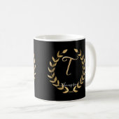 Letter T Monogram Black n Gold Script Name Koffiemok (Voorkant rechts)