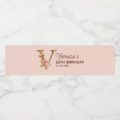 Letter V Gouden Monogram Blush Roze Rozen Waterfles Etiket (Enkel label)