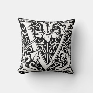 Letter V Middeleeuwse Monogram Art Nouveau Kussen